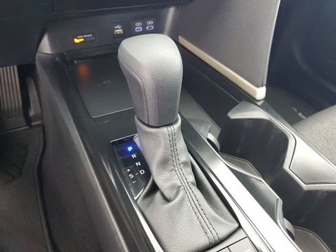 Used 2025 Toyota Camry LE w/ Convenience Package FWD image 30