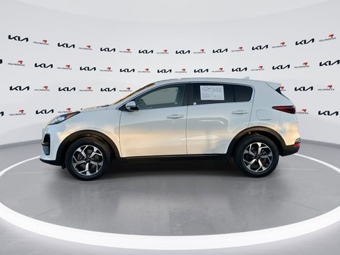 Used 2020 Kia Sportage LX w/ LX Popular Package image 5