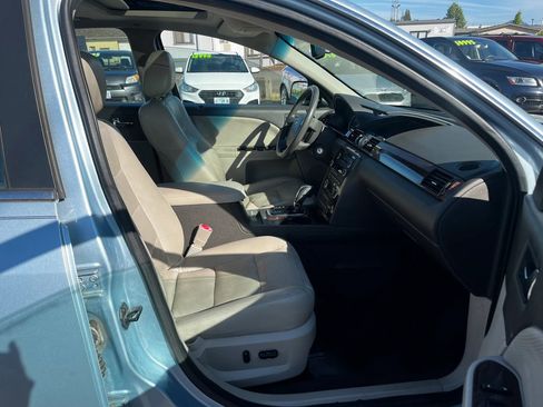 Used 2009 Ford Taurus Limited FWD image 16