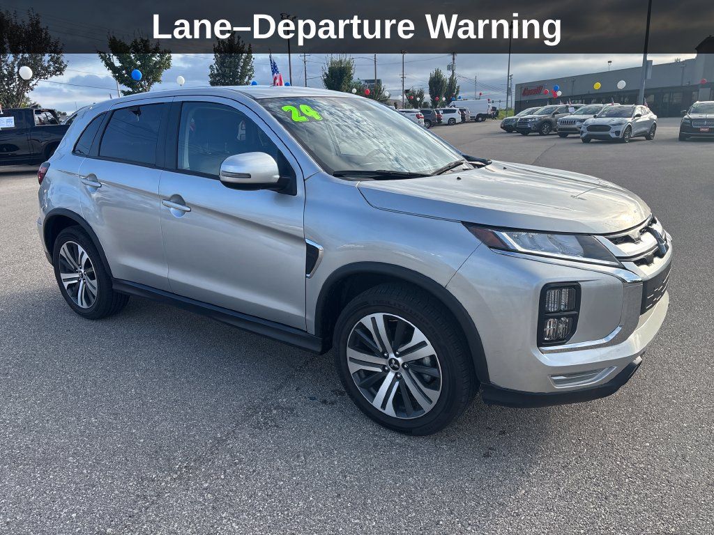 Used 2024 Mitsubishi Outlander Sport SE AWD/4WD image 9