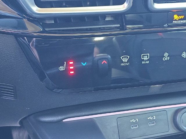 Certified 2026 Nissan Sentra SR w/ SR Premium Package FWD image 33