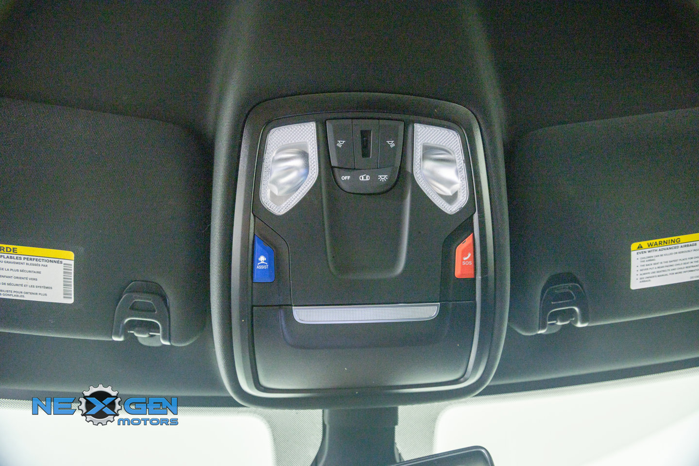 Used 2024 RAM 2500 Big Horn w/ Night Edition AWD/4WD image 25