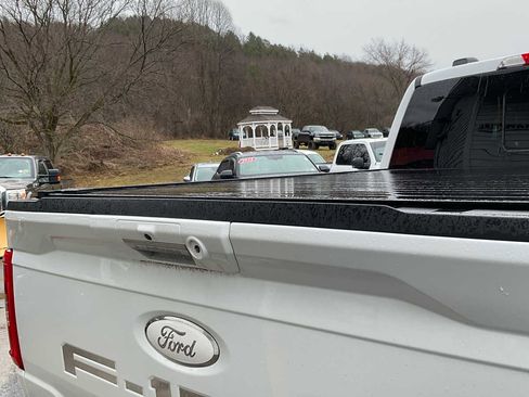 Used 2022 Ford F150 XLT w/ Equipment Group 302A High image 14