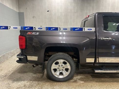 Used 2015 Chevrolet Silverado 1500 LTZ Z71 w/ LTZ Plus Package AWD/4WD image 31