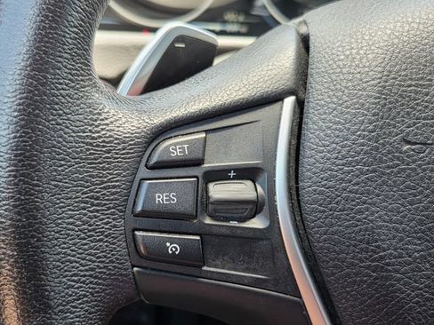 Used 2017 BMW 330i xDrive Sedan AWD/4WD image 19