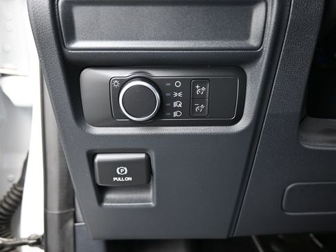 Certified 2023 Ford Expedition Max XLT image 12