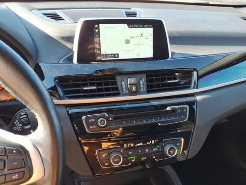 Used 2019 BMW X1 sDrive28i image 9