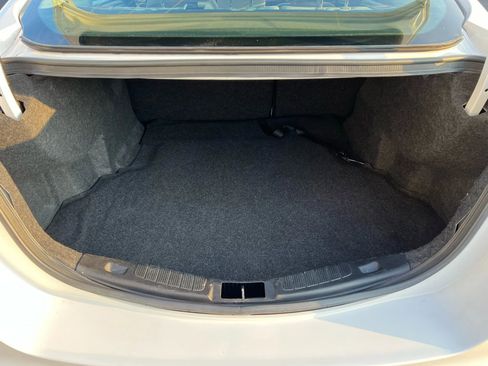 Used 2018 Ford Fusion S image 37