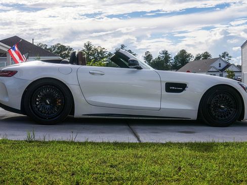 Used 2018 Mercedes-Benz AMG GT C image 9