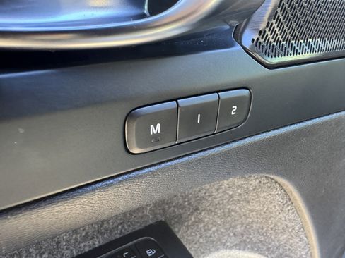 Used 2023 Volvo C40 P8 Recharge Ultimate image 10