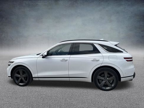 Used 2022 Genesis GV70 3.5T Sport w/ Sport Prestige Package AWD/4WD image 36