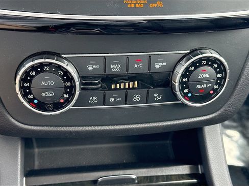 Used 2018 Mercedes-Benz GLS 550 4MATIC w/ Driver Assistance Package image 34