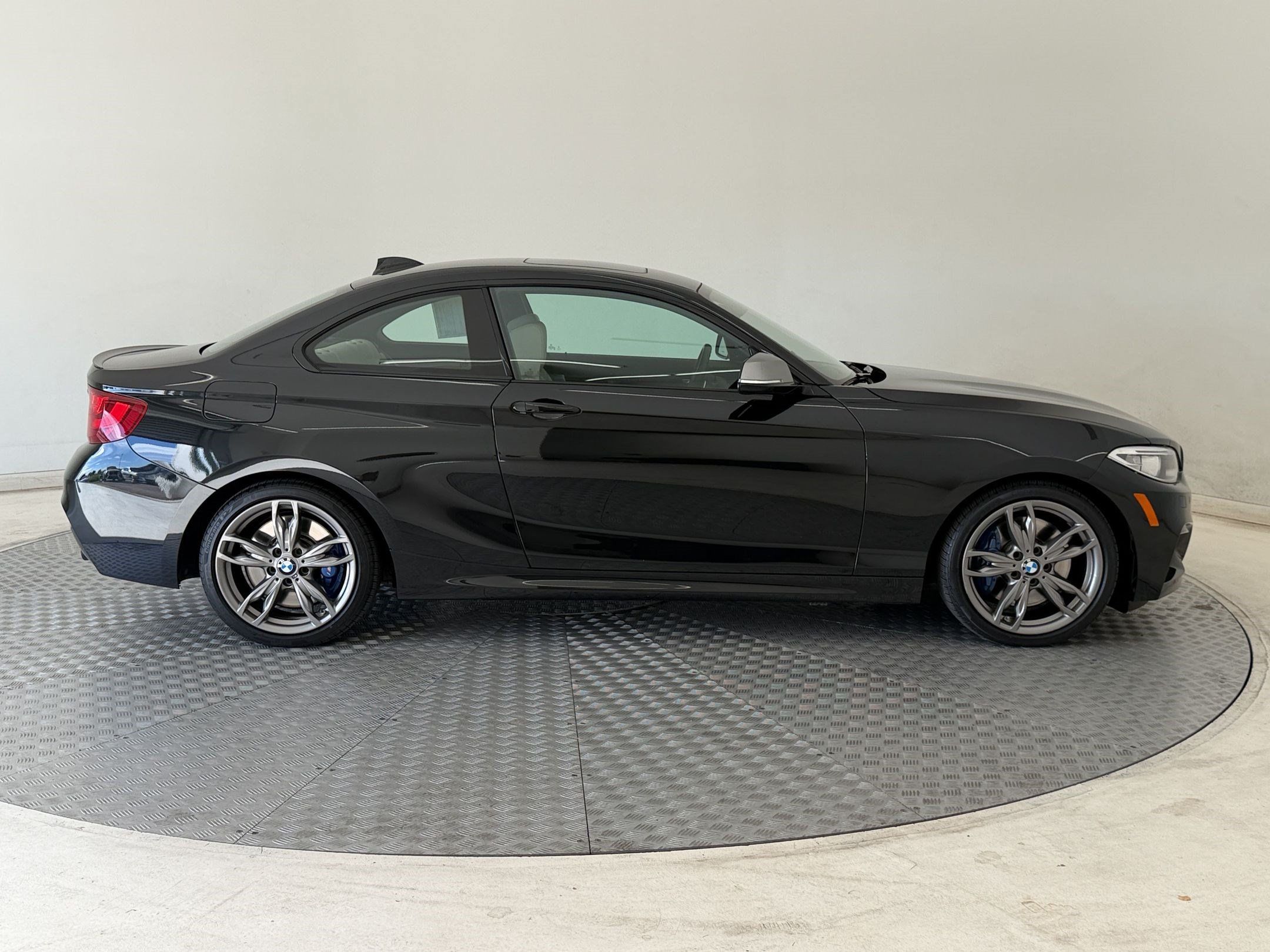 Used 2017 BMW M240i xDrive Coupe AWD/4WD image 8