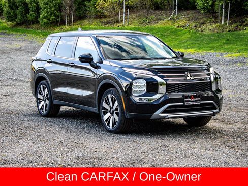 Used 2025 Mitsubishi Outlander SE AWD/4WD image 10