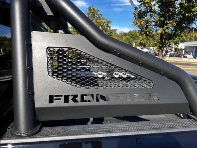 Used 2022 Nissan Frontier PRO-4X w/ Pro-4X Premium Package AWD/4WD image 18