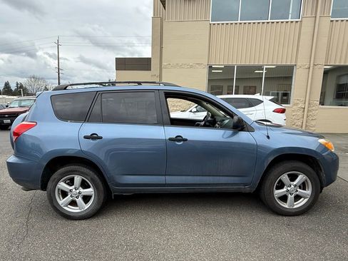 Used 2008 Toyota RAV4 4WD image 2