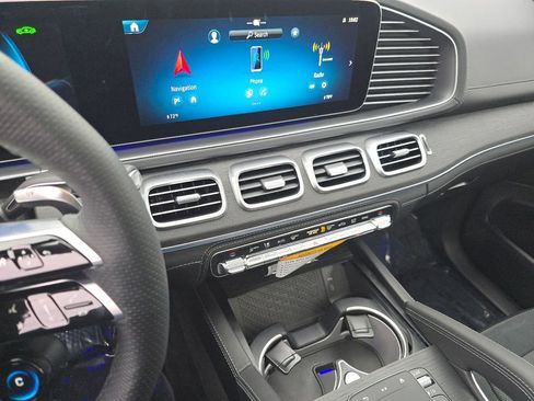 New 2026 Mercedes-Benz GLE 53 AMG 4MATIC image 30