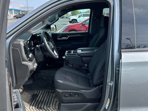 Used 2024 GMC Sierra 1500 Elevation AWD/4WD image 6