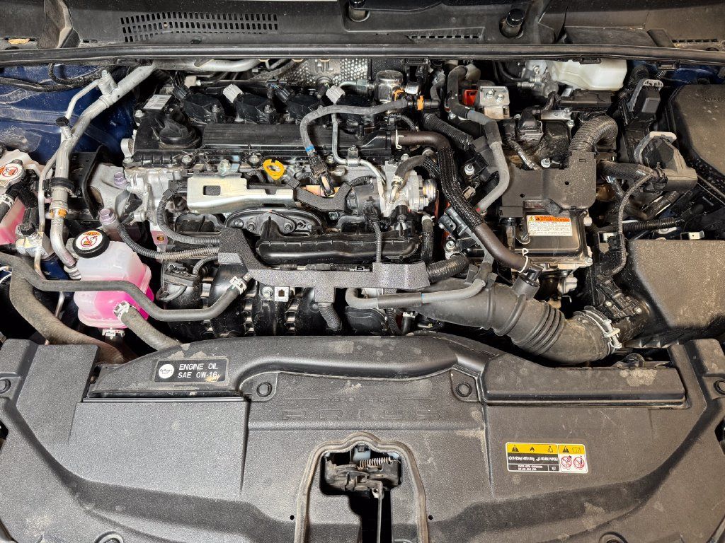 Used 2024 Toyota Prius XLE FWD image 23