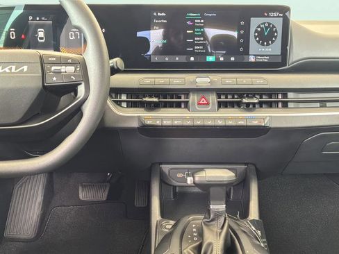 New 2026 Kia K4 FWD image 31