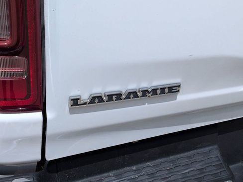 Used 2022 RAM 1500 Laramie AWD/4WD image 5