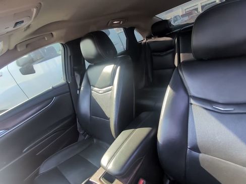 Used 2019 Cadillac XTS Luxury image 9