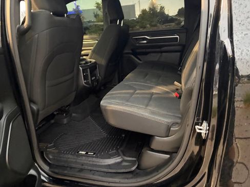 Used 2020 RAM 1500 Big Horn AWD/4WD image 14
