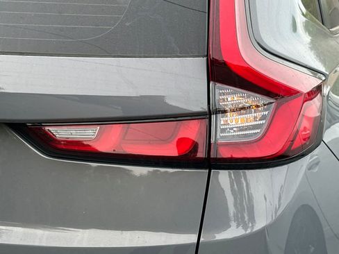 Used 2024 Honda CR-V LX image 17