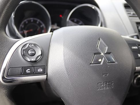 Used 2023 Mitsubishi Outlander Sport SE AWD/4WD image 17