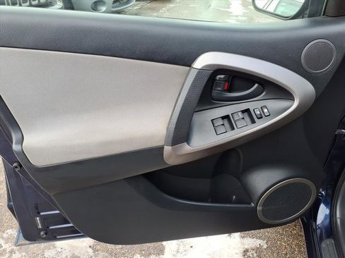 Used 2007 Toyota RAV4 Limited image 12