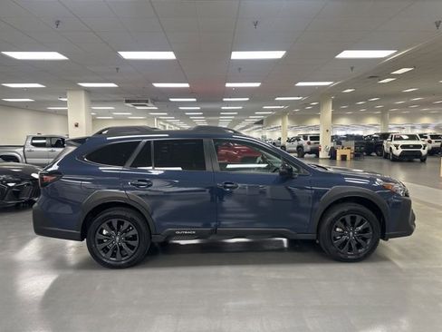 Used 2024 Subaru Outback Onyx Edition XT image 8