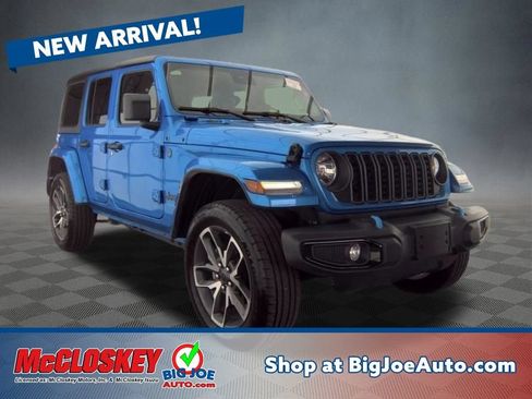 Used 2024 Jeep Wrangler Unlimited w/ Convenience Group AWD/4WD image 1