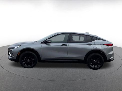 Used 2025 Buick Envista Sport Touring image 9