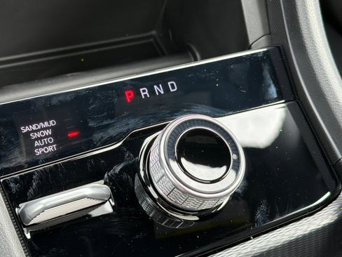 New 2026 Jeep Grand Cherokee L Limited w/ Limited Altitude Package AWD/4WD image 20