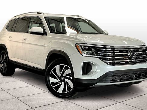New 2026 Volkswagen Atlas SEL image 2