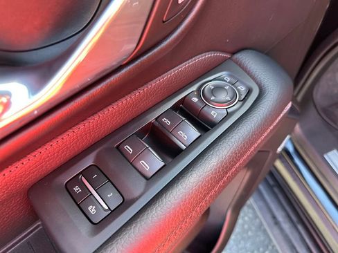 Used 2022 GMC Yukon Denali image 14