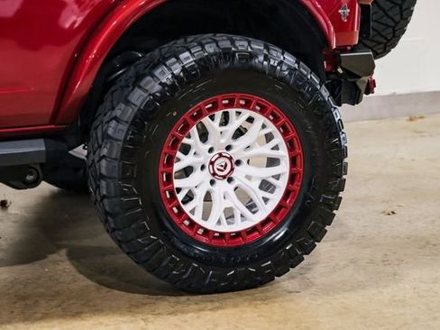 Used 2025 Ford Bronco Heritage Edition AWD/4WD image 50