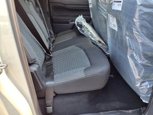 New 2025 Ford Ranger XLT w/ FX4 Off-Road Package image 9