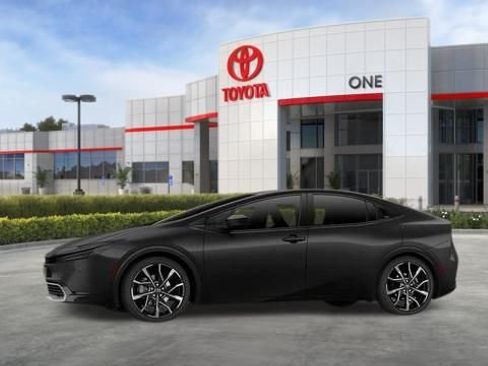 New 2026 Toyota Prius Plug-In Hybrid FWD image 7