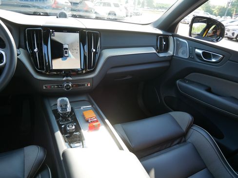 Certified 2024 Volvo XC60 T8 Polestar AWD/4WD image 16