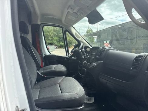 Used 2023 RAM ProMaster 3500 w/ Driver Convenience Group FWD image 9