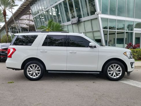 Used 2021 Ford Expedition XLT RWD image 9