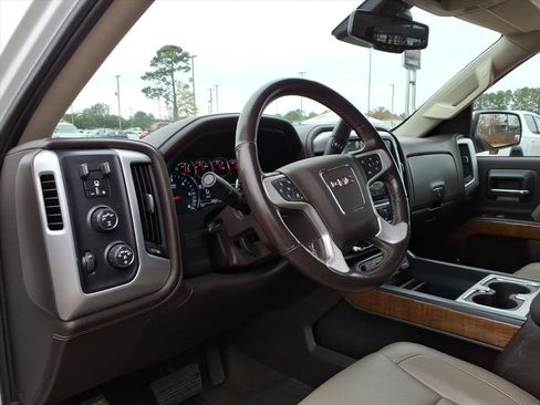 Used 2018 GMC Sierra 1500 SLT image 6