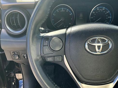 Used 2018 Toyota RAV4 XLE image 15