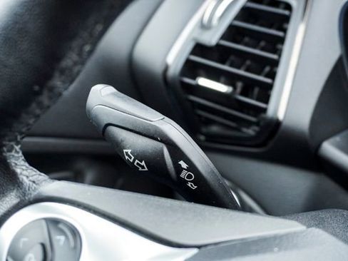 Used 2016 Ford Escape Titanium image 24