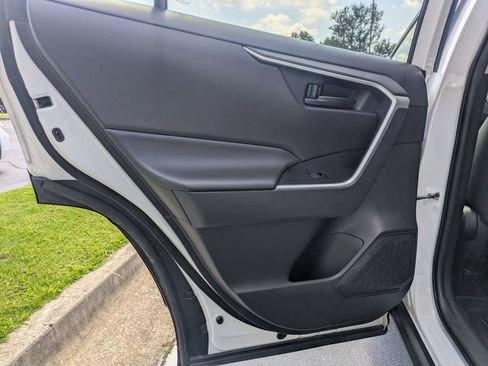 Used 2025 Toyota RAV4 LE FWD image 27