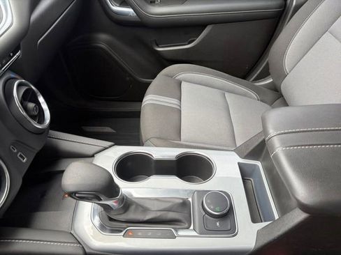 Certified 2024 Chevrolet Blazer LT w/ Convenience Package FWD image 25