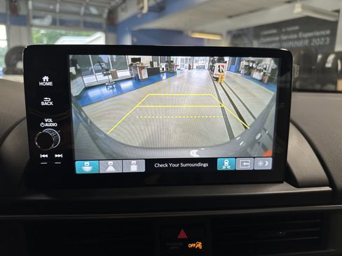 New 2025 Honda Pilot EX-L image 14