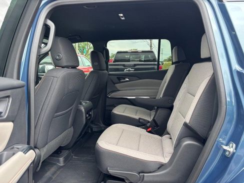 New 2026 Chevrolet Traverse LT w/ Midnight/Sport Edition FWD image 6
