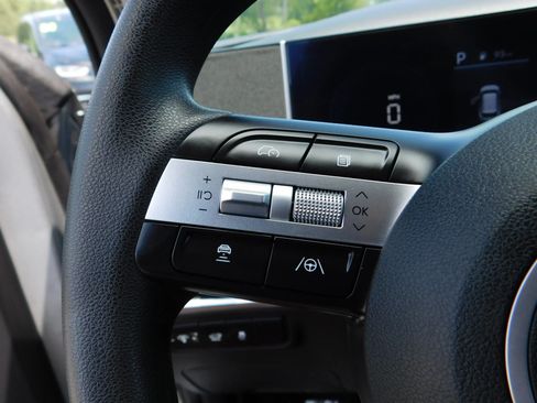 Used 2025 Hyundai Tucson SEL FWD image 25